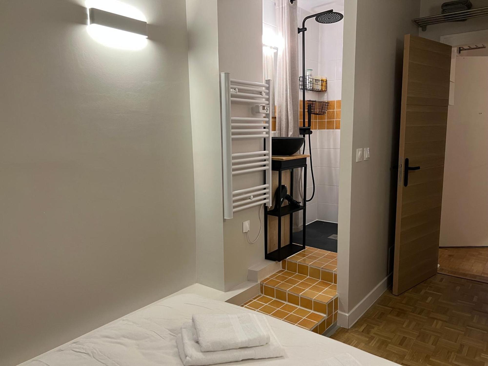 Parisnicostay - Cosy 4 Bedrooms Flat Seine River Appartement Parijs